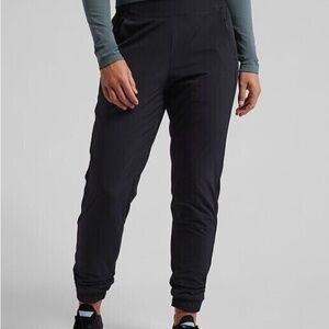NWOT Athleta Brooklyn Lined Black Jogger Track Pants Womens 12 Athleisure Travel